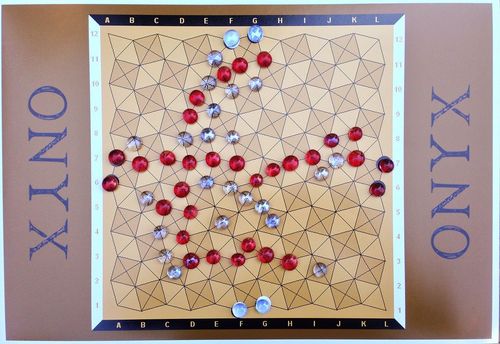 Обложка игры Onyx